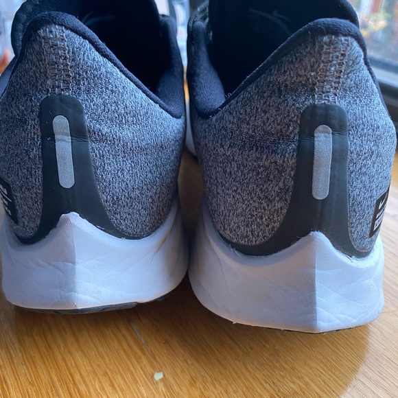 Nike  👟 - Picture 6 of 8